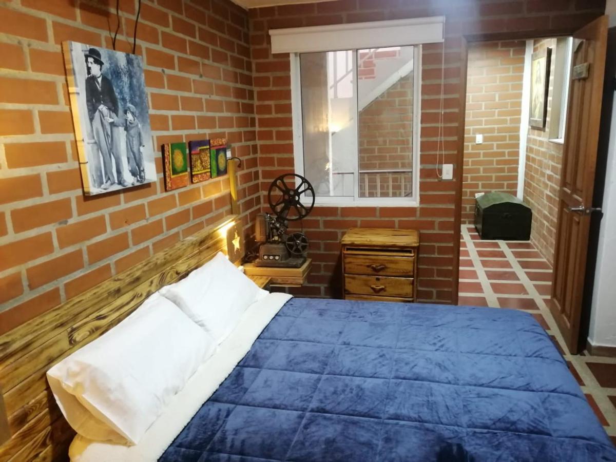Hotel Le Chateau Guatapé Extérieur photo