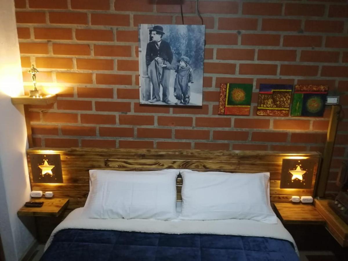 Hotel Le Chateau Guatapé Extérieur photo